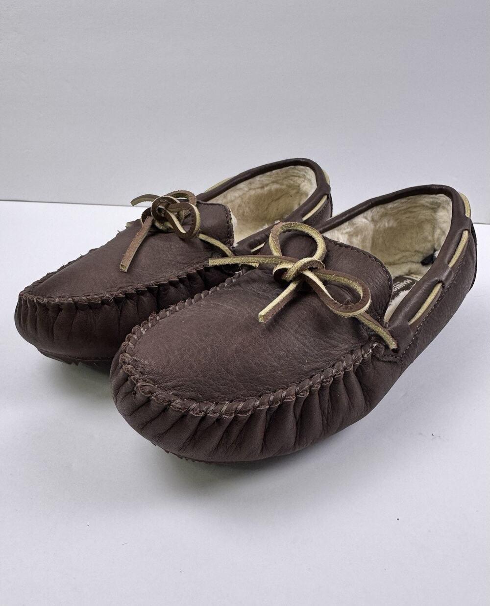Manitobah Mukluks Slippers Brown Leather Shearling Lined Women’s Size 7
